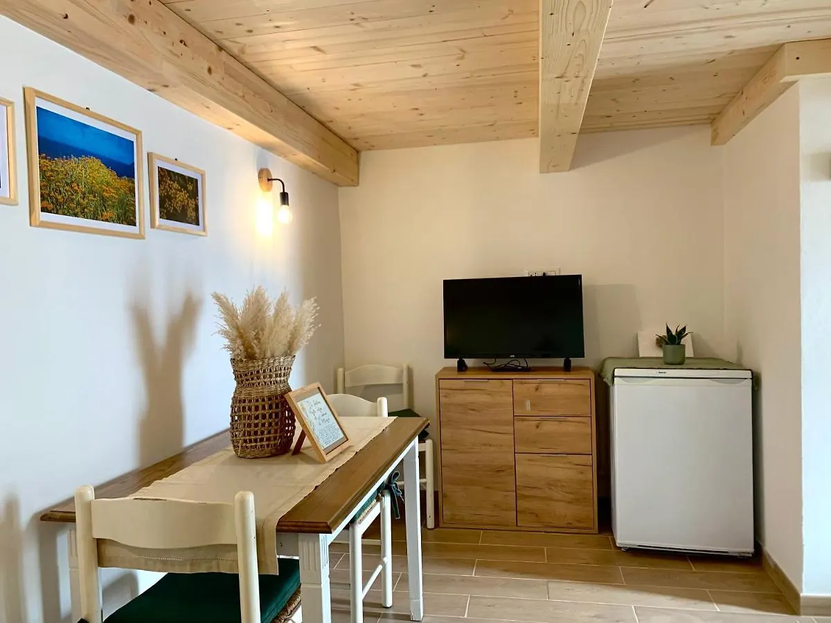 Elicriso Home Porto Torres 0*,